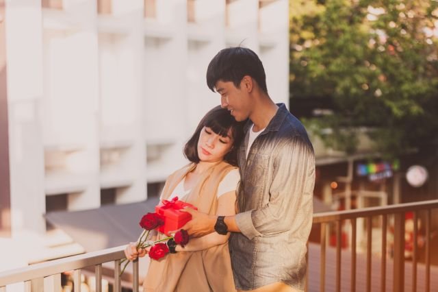 Aku Menolak Disebut Perempuan Sederhana Demi Cinta yang Setara